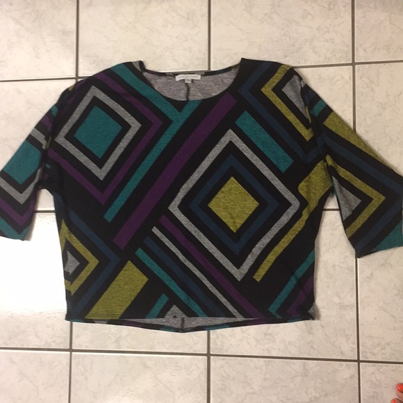 Short Sweater Top 3/4 sleeves Multi Color - Picture 1 of 3